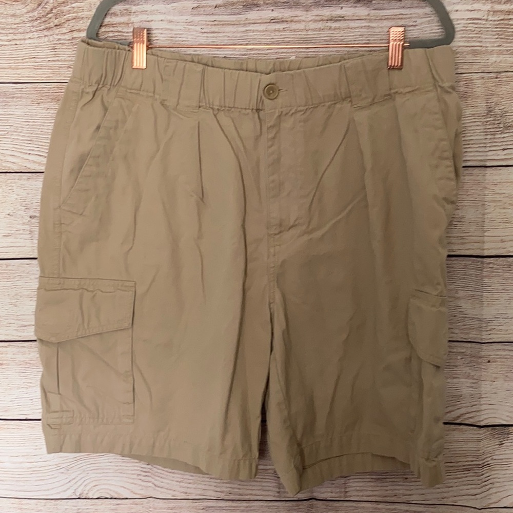 💜💜 Men’s Kirkland Shorts Size Large